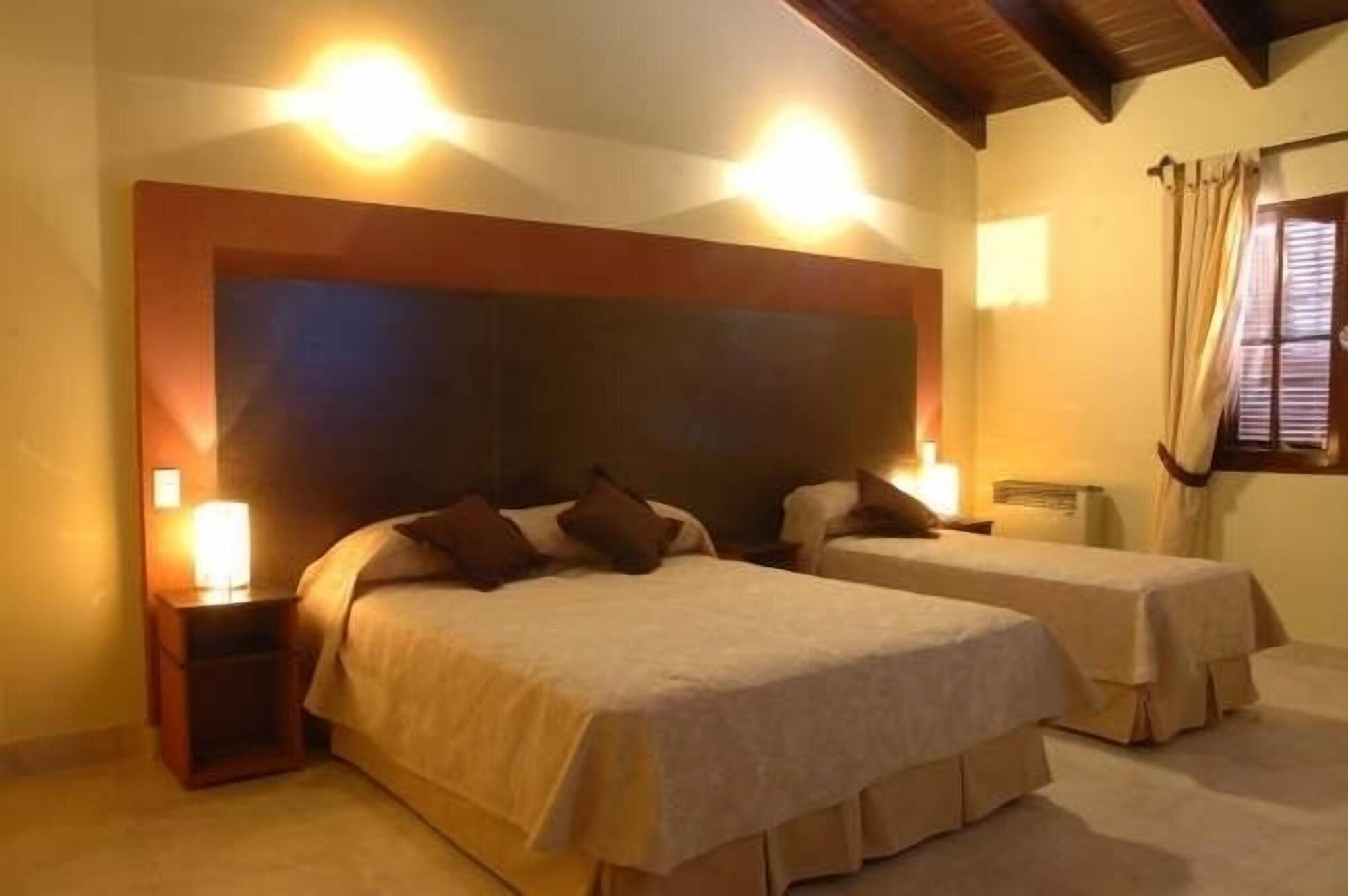 Hotel Aybal サルタ エクステリア 写真