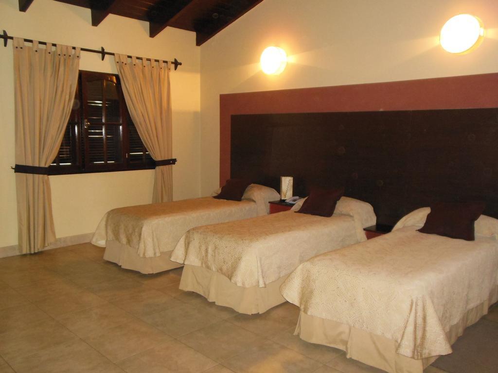 Hotel Aybal サルタ エクステリア 写真