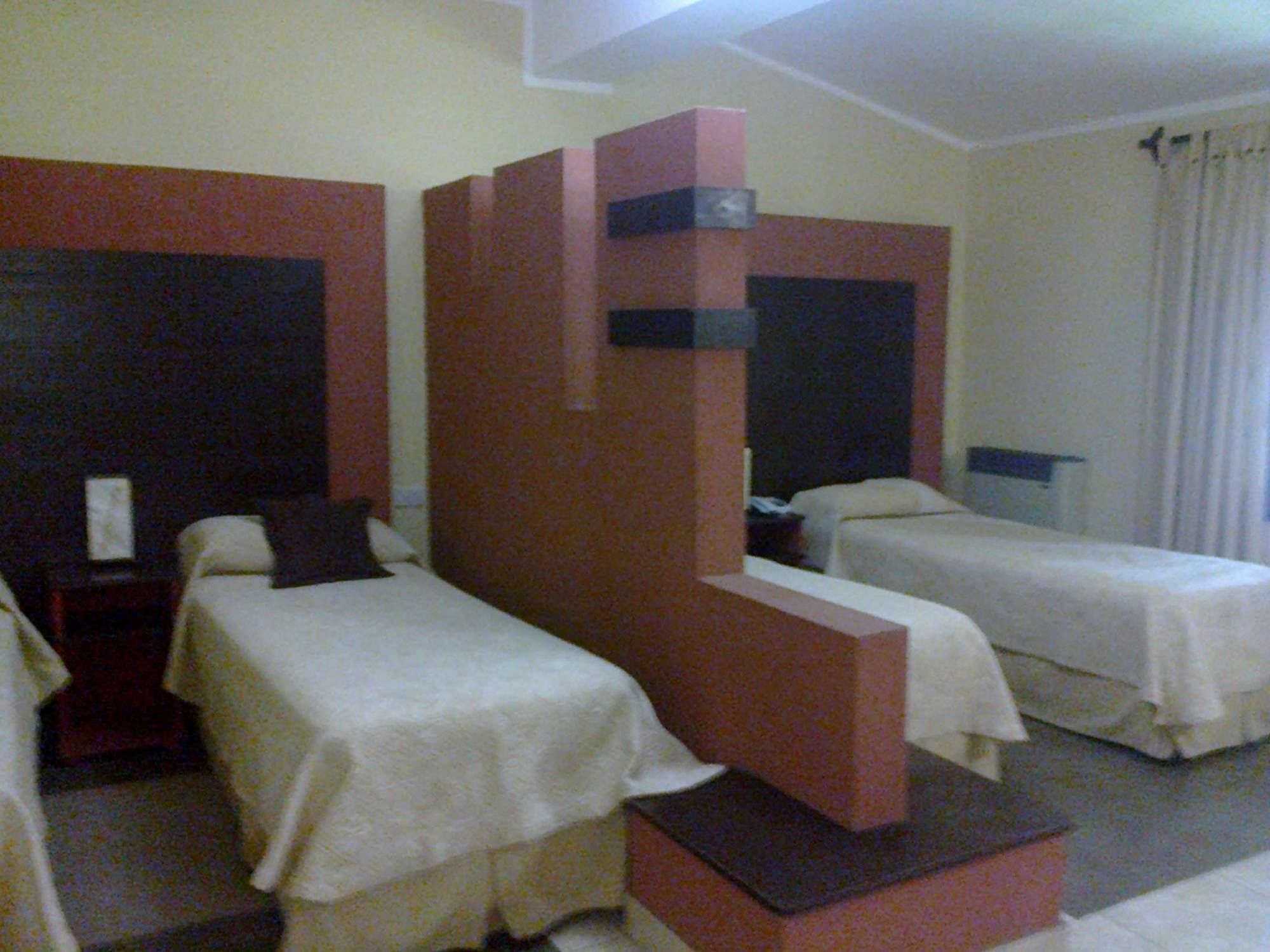 Hotel Aybal サルタ エクステリア 写真