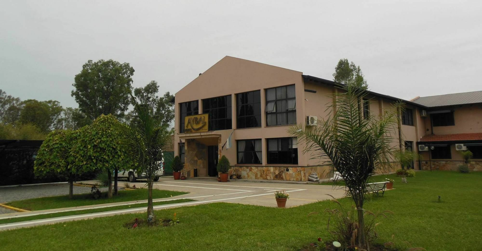 Hotel Aybal サルタ エクステリア 写真
